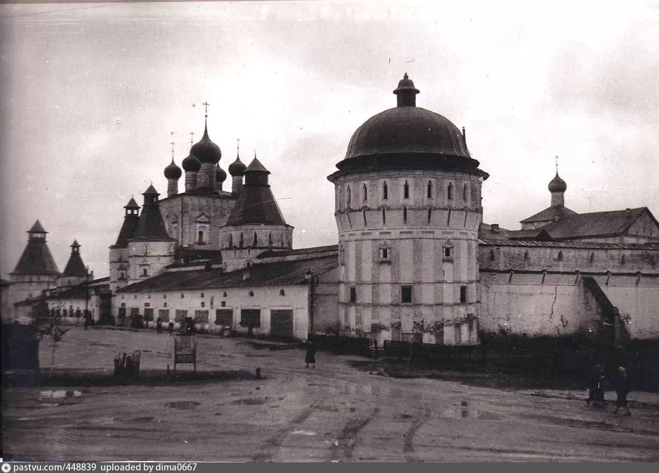 Ростовский Борисоглебский монастырь - фото XIX века